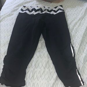 Lululemon cropped leggings